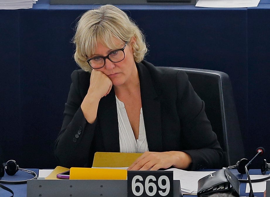 Nadine morano accuse nicolas sarkozy de "faute politique majeure"