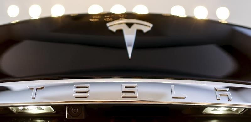 Entree en production de la tesla model 3 a partir de 2017
