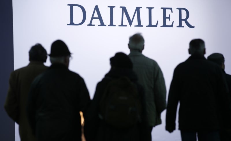 Daimler et bmw fusionnent leurs services de mobilite