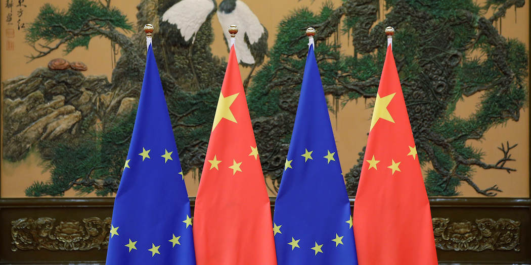 Drapeaux Chine et Europe