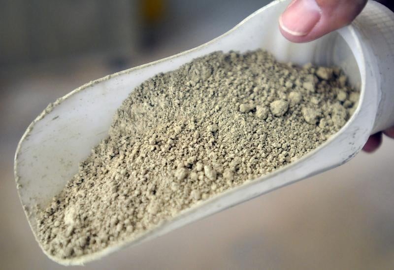 L'exploitant de terres rares molycorp se declare en faillite