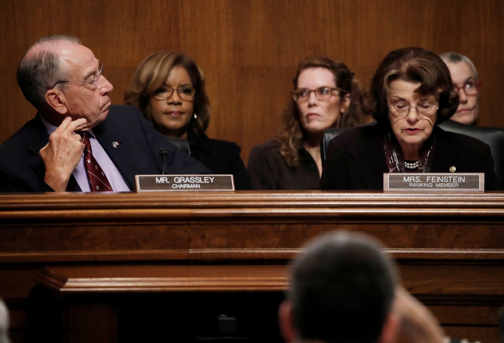 La nomination de kavanaugh a la cour supreme votee en commission