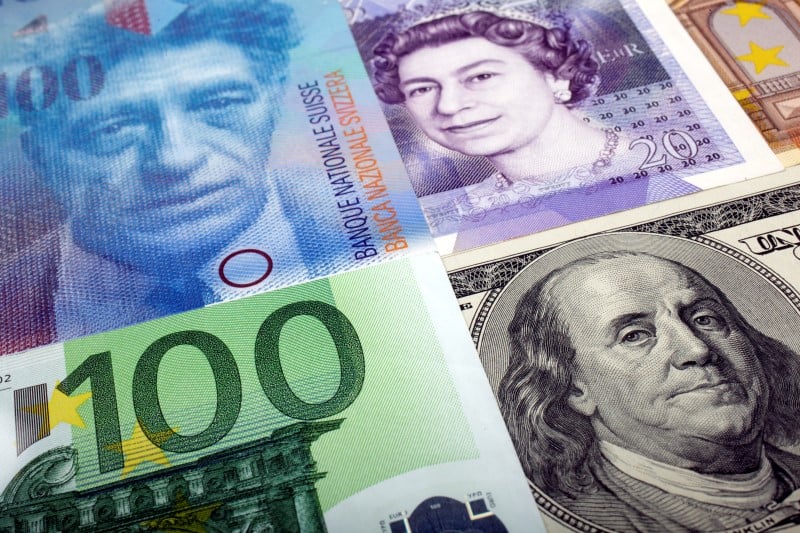 Les reserves de change de pekin a leur plus bas niveau depuis decembre 2011