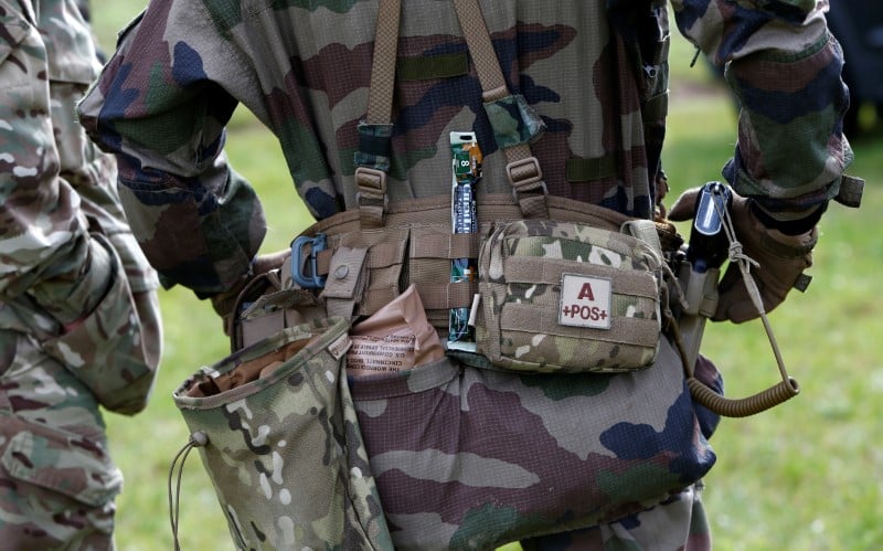 L'armee attend toujours le degel de 700 millions d'euros