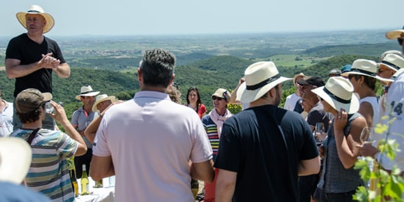 Une AG de Terra Hominis, leader du crowfunding viticole, par Ludovic Aventin