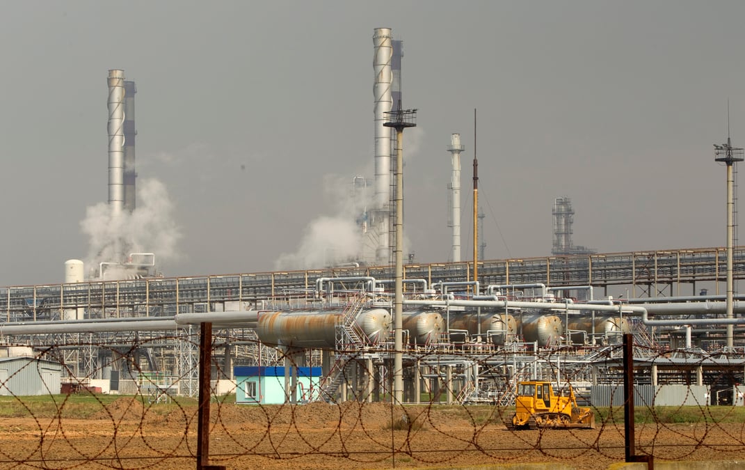 Des problemes techniques aggravent la crise du petrole russe pollue