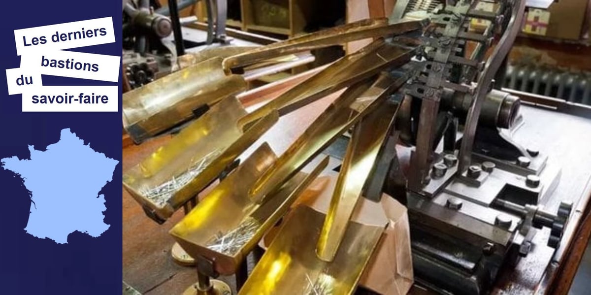La machine de tallage, qui trie les aiguilles par taille, affiche deux siècles au compteur.