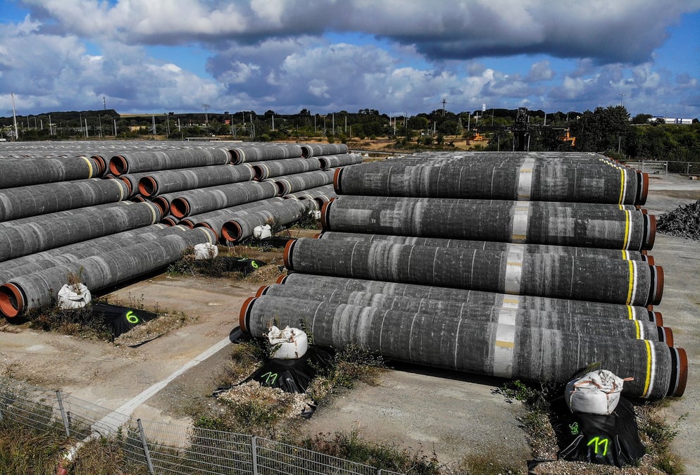 Reprise de la construction du gazoduc nord stream 2 en mer baltique
