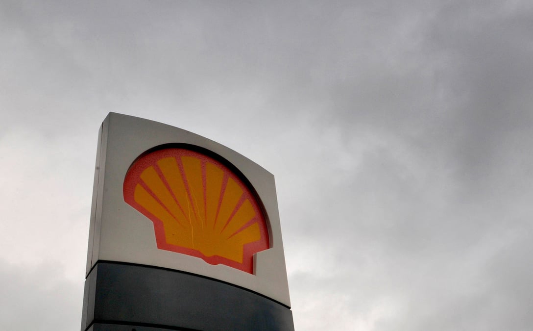 Logo shell dans une station-service du sud de londres