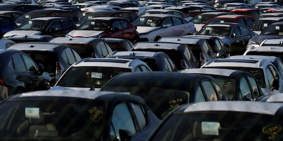 Les équipementiers automobiles s’attendent à payer au prix fort les difficultés des constructeurs, qui sont leurs donneurs d’ordres.