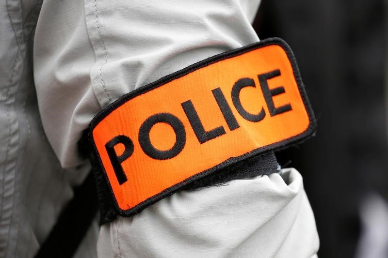 Un policier soupconne d'etre partisan de l'ei mis en examen