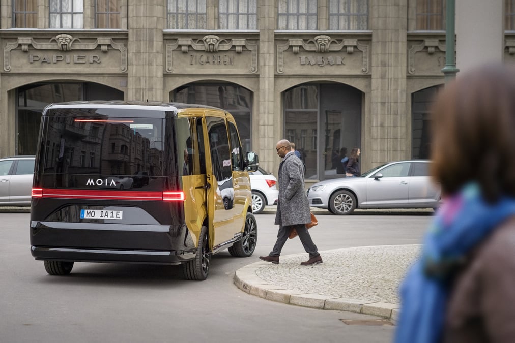 Vw vise le marche du covoiturage avec un minibus tout electrique