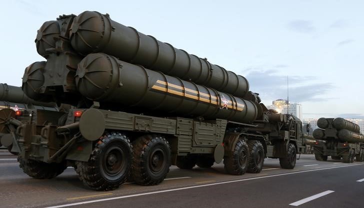 La russie va fournir quatre divisions de missiles a la turquie