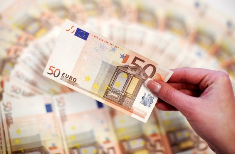 Un reseau de contrefacons de billets demantele a marseille