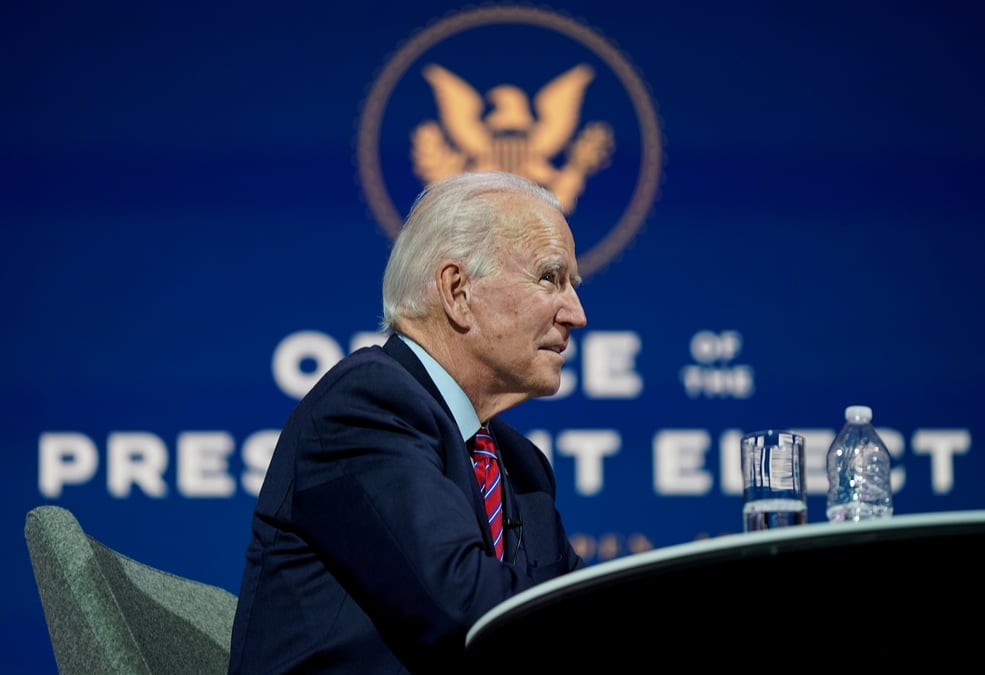 Biden confie le secretariat d'etat a blinken, le climat a kerry