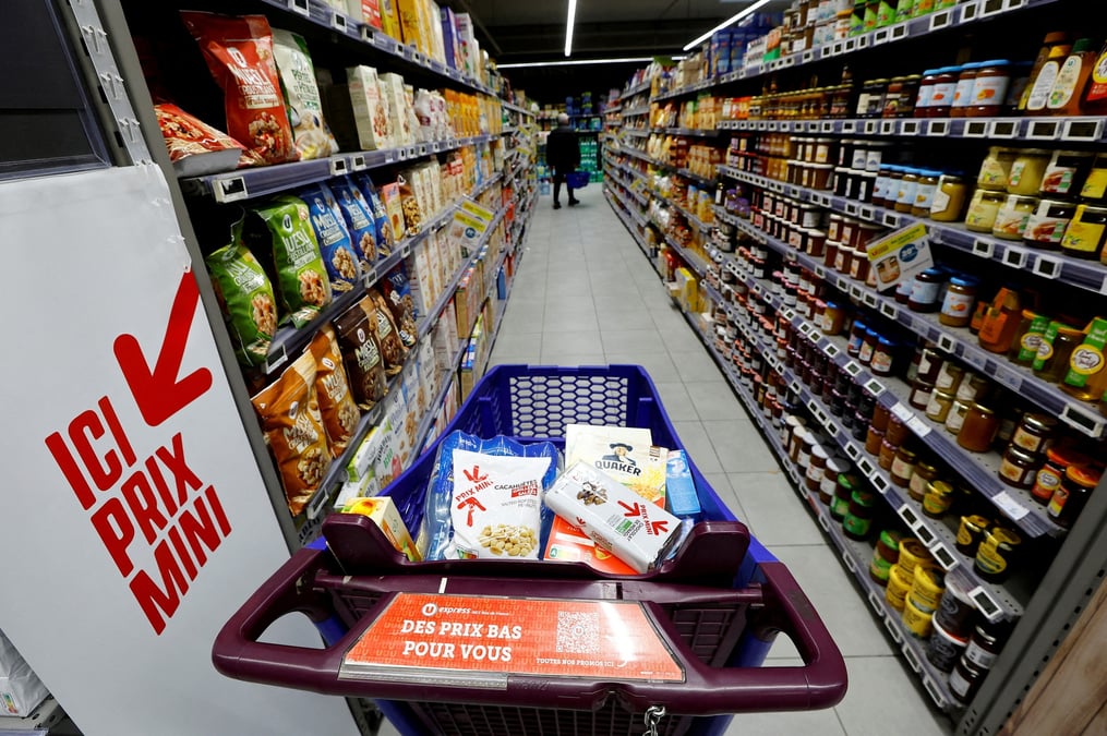 Photo d'archives d'un supermarche a nice, en france