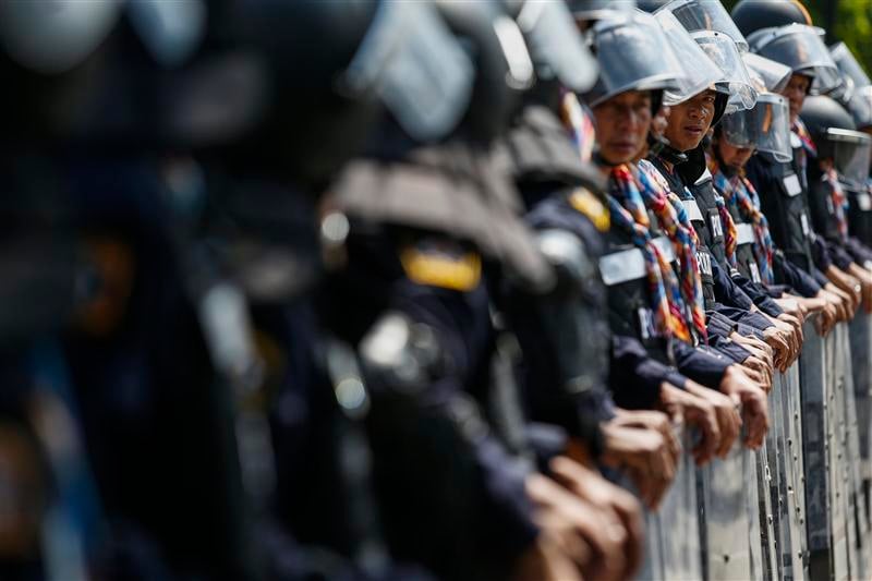 Dix mille policiers à Bangkok pour les législatives anticipées