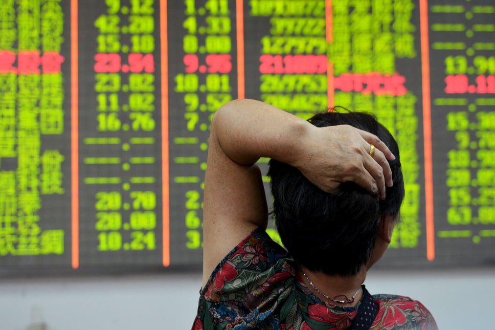 La baisse des marches financiers chinois se poursuit