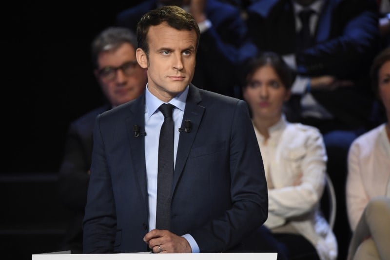 Macron veut rapidement moraliser la vie politique