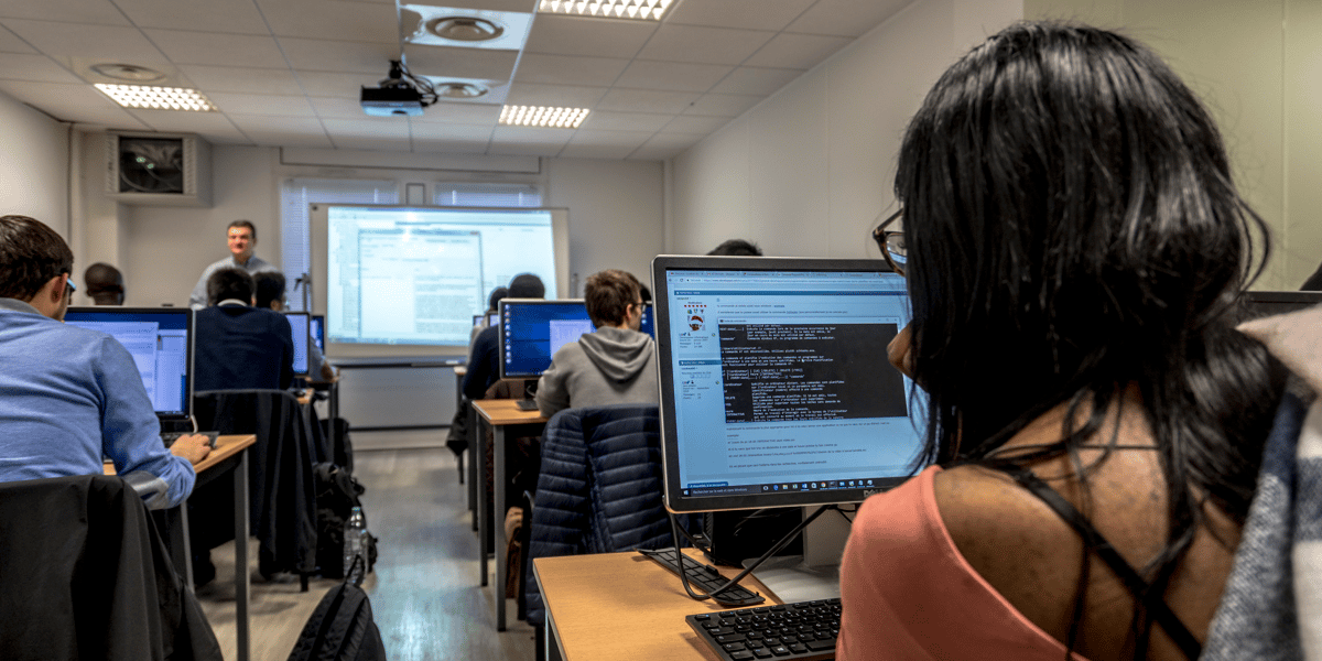 Aston école informatique Paris