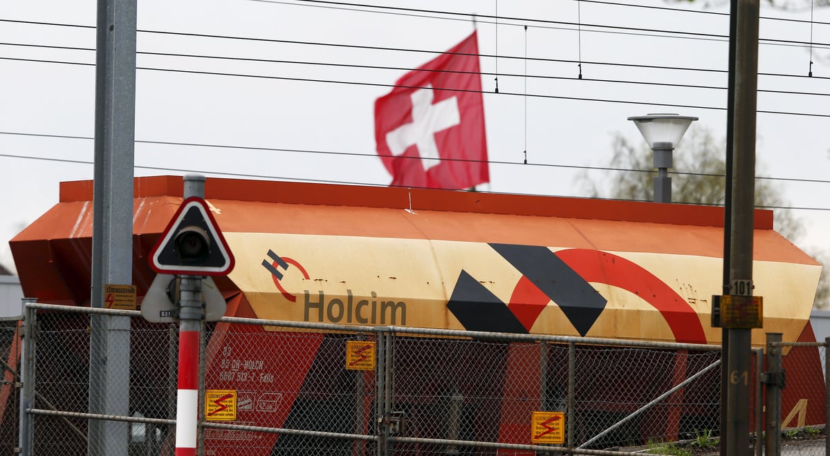 Une cession porte le benefice net trimestriel de holcim