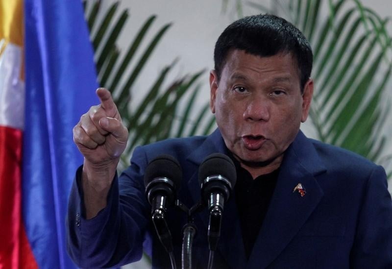 Le president philippin duterte souhaite une politique etrangere de son pays plus autonome des usa