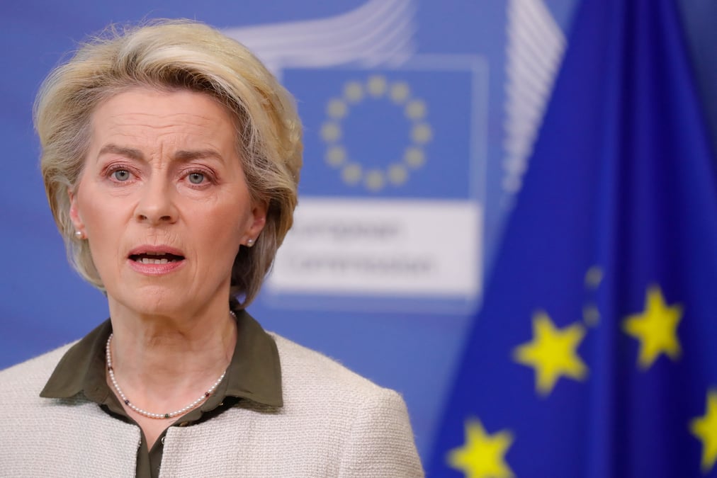 L'ue va financer l'achat et la livraison d'armes a l'ukraine, annonce von der leyen