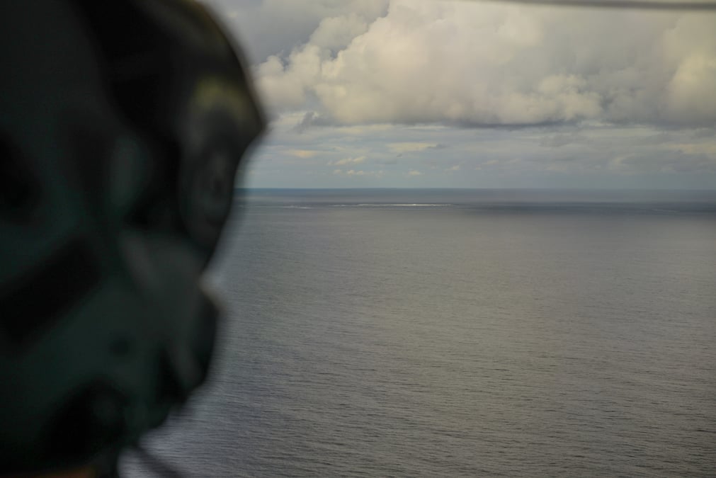 Un avion de defense danois surveille la fuite de gaz du nord stream dans la mer baltique, au large du danemark