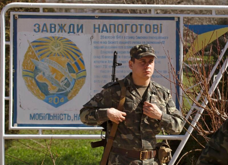 Ultimatum russe aux forces ukrainiennes de Crimée