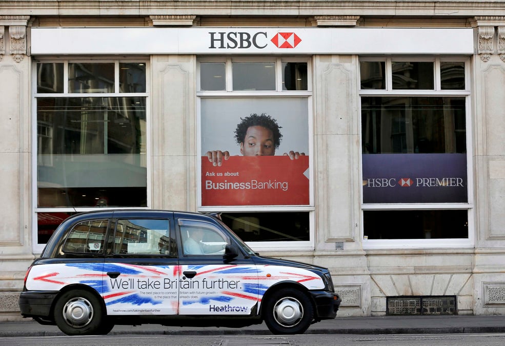 Hsbc nommerait president le dg de l'assureur aia