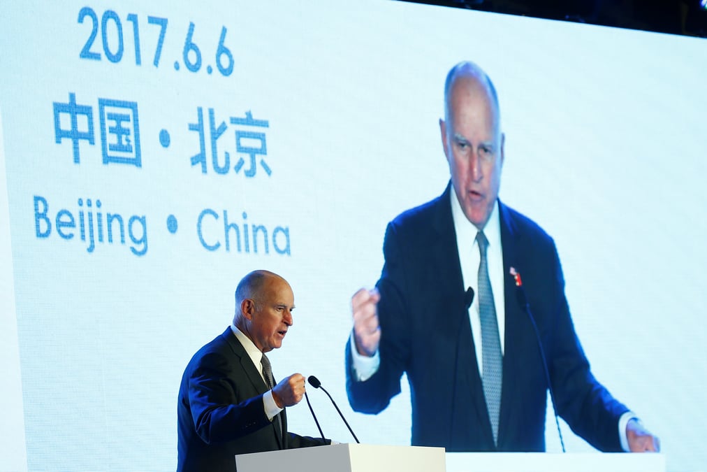 Le gouverneur de californie alarme sur le changement climatique