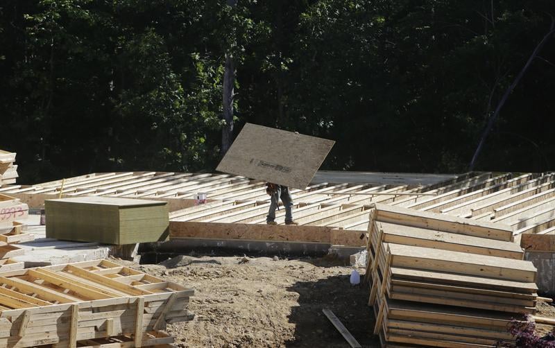 Léger recul des mises en chantier en décembre aux Etats-Unis