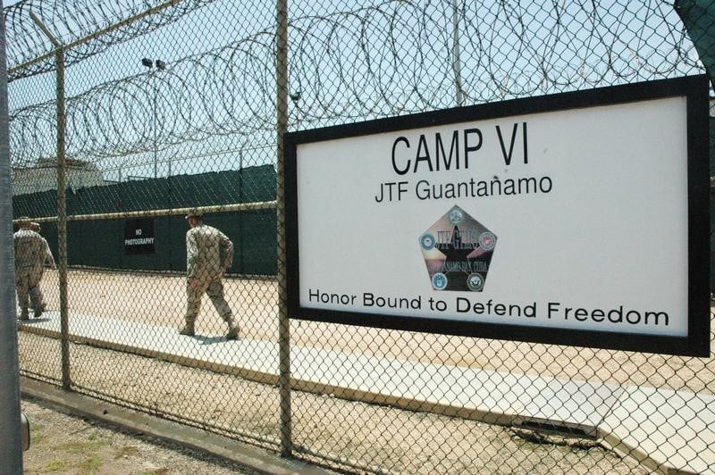 Arrivee en france d'un ex-detenu francais a guantanamo