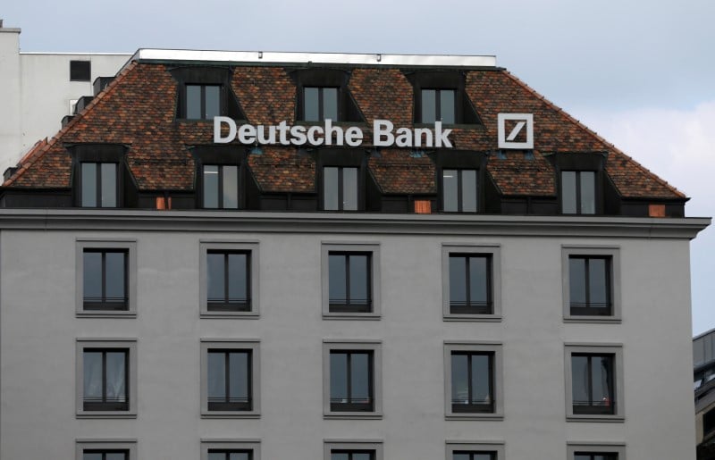 Le departement americain de la justice enquete sur d'ex-salaries de deutsche bank