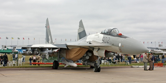 Sukhoi Su-35 avion combat armee