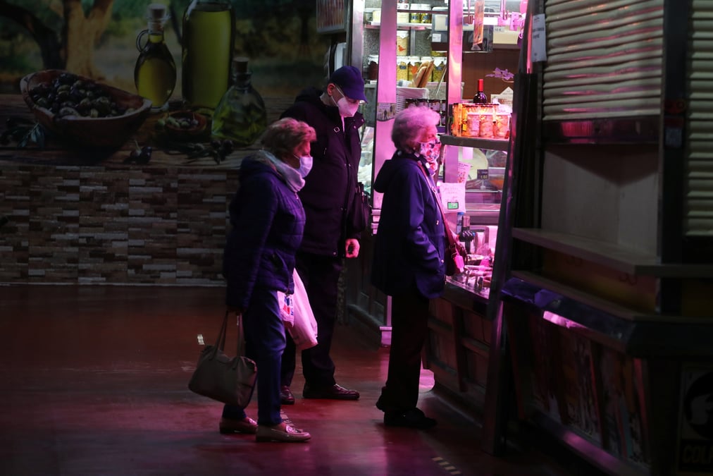En espagne, plus de 1,3 million de contaminations et pres de 38.500 deces depuis le debut de l'epidemie
