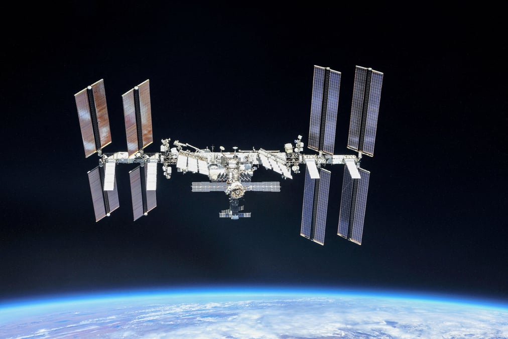 Espace: moscou signale son intention de quitter l'iss, rien d'officiel selon washing-ton