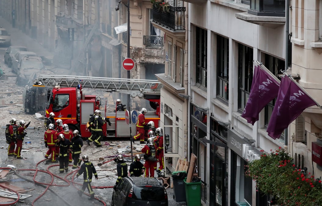 Neuf immeubles inhabitables apres l'explosion de la rue de trevise