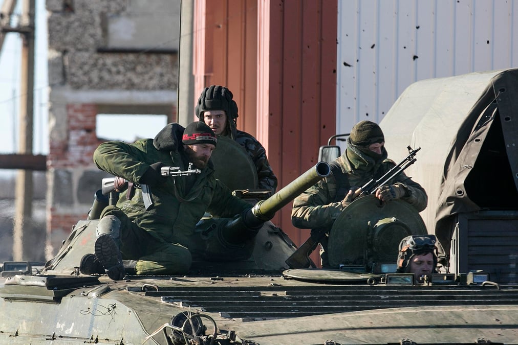 Les rebelles acceptent de retirer les armes lourdes de la ligne de front dans l’est ukrainien