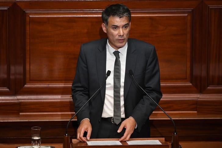 Olivier faure quatrieme candidat a la tete du ps