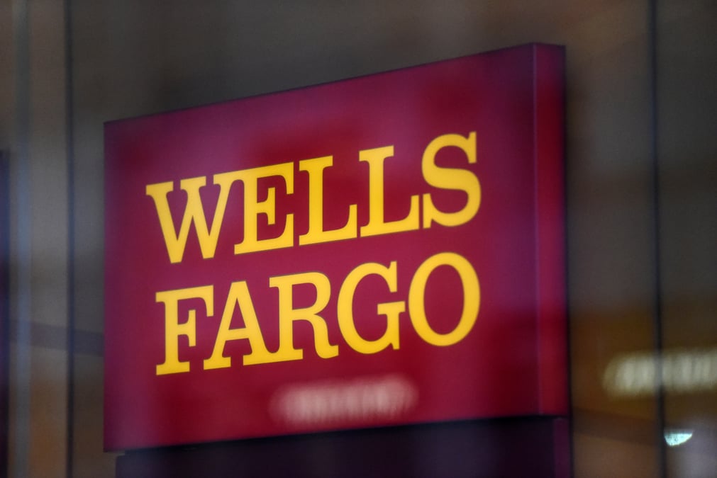 Des dirigeants de wells fargo reglent un litige pour 240 millions de dollars