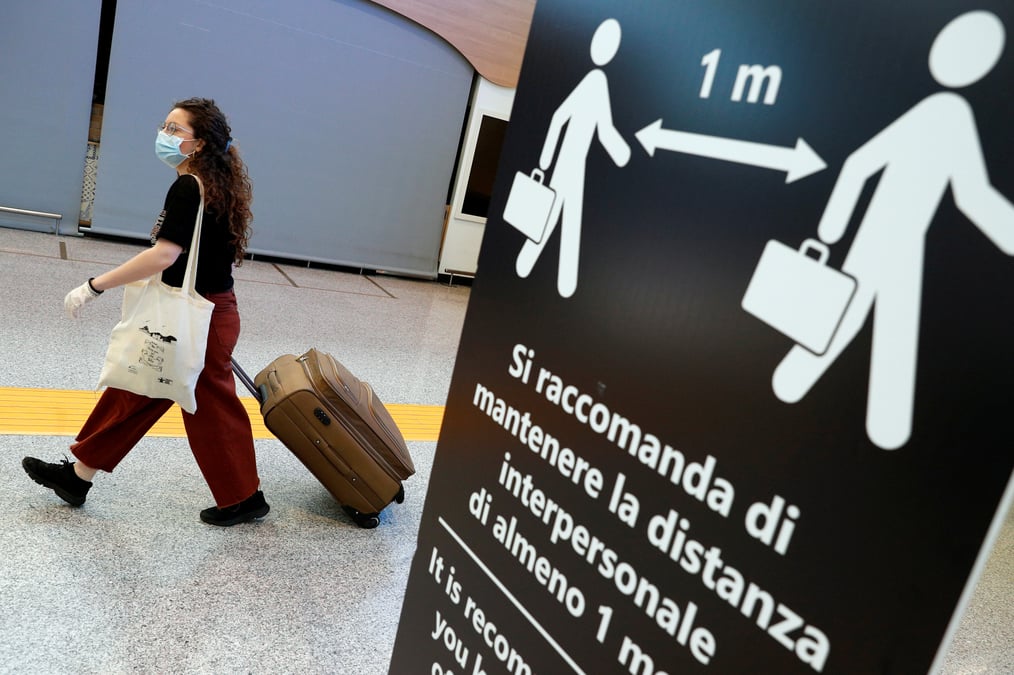 Le trafic passagers aerien en europe a plonge en 2020 a un plus bas de 25 ans, selon l'aci