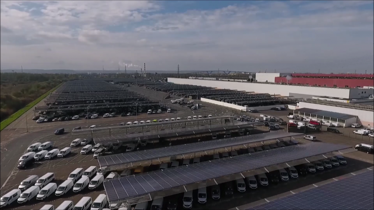 L'usine fabrique des utilitaires légers depuis 2014