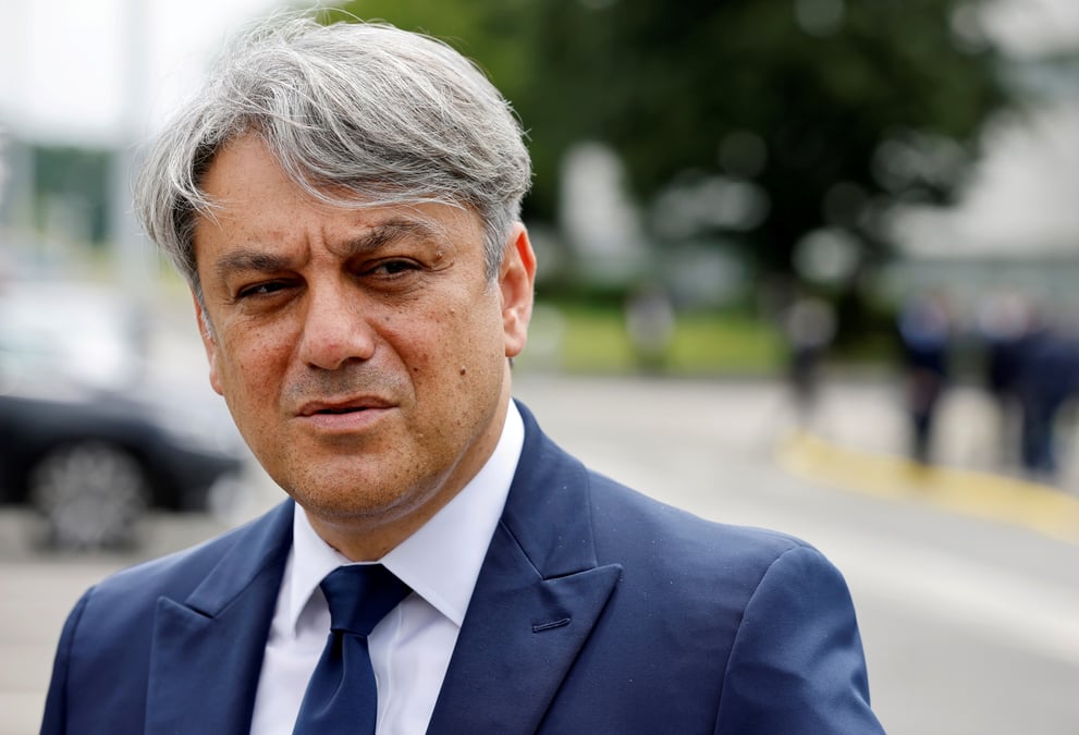 Renault doit encore reduire ses couts pour preparer l'avenir, dit le dg