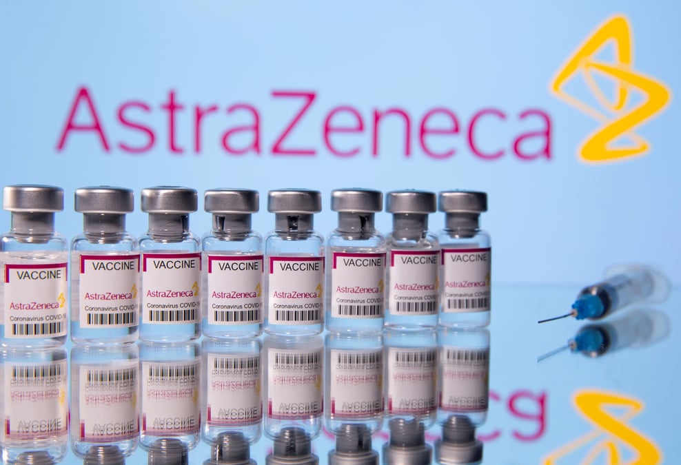 Astrazeneca: le vaccin anti-covid devient rentable au 3e trimestre, nouvelles commandes en vue