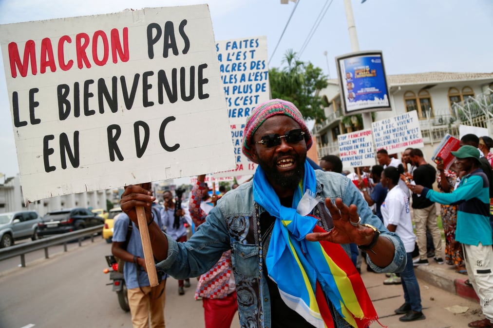 Des congolais protestent contre la visite de macron