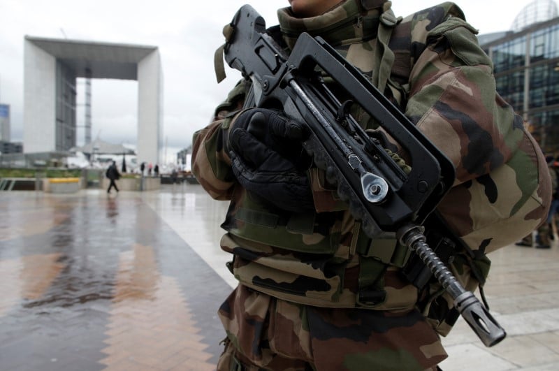 Une prolongation de 3 mois de l'etat d'urgence serait proposee le 3 fevrier
