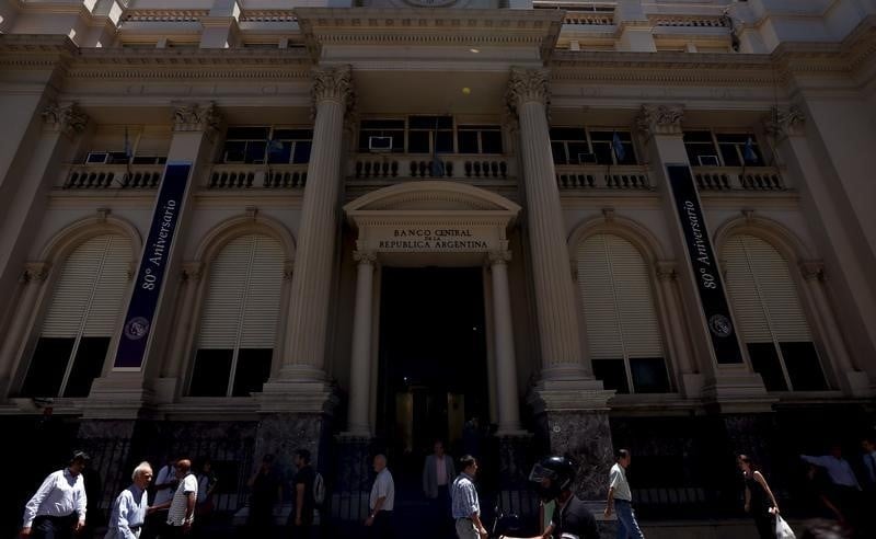 L'argentine revient sur le marche de la dette