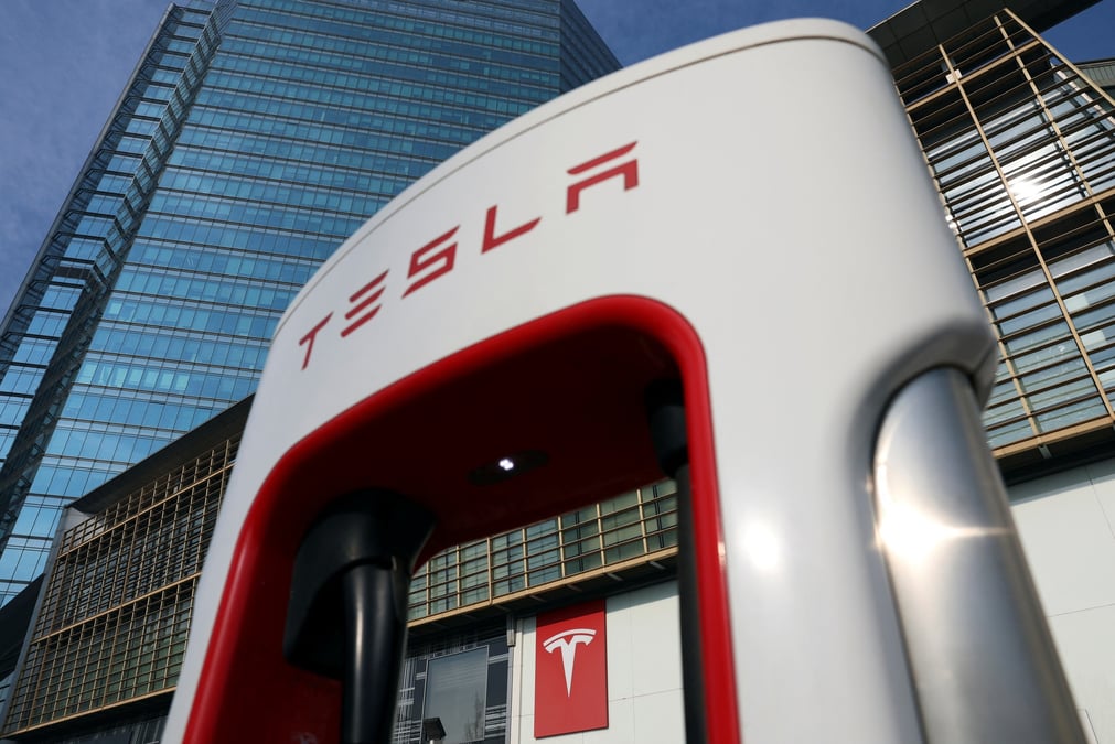 Photo du logo de tesla