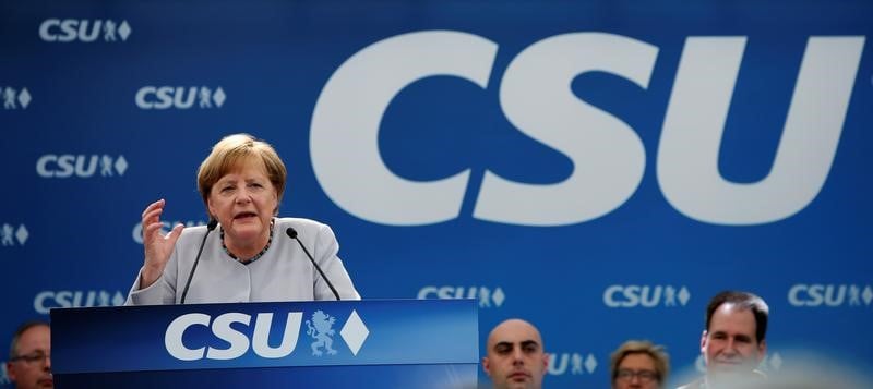 La cdu de merkel reste nettement en tete dans les sondages